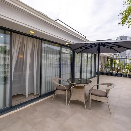 Ξενοδοχείο Avion *