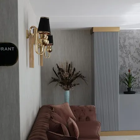 Hotel Avion