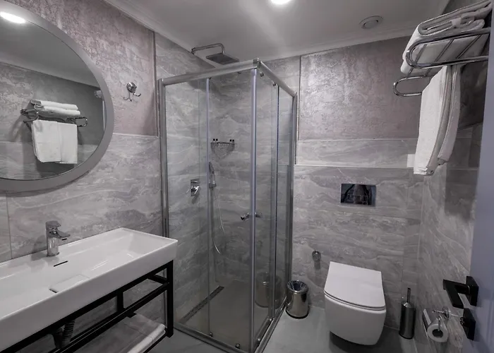 Avion Hotel